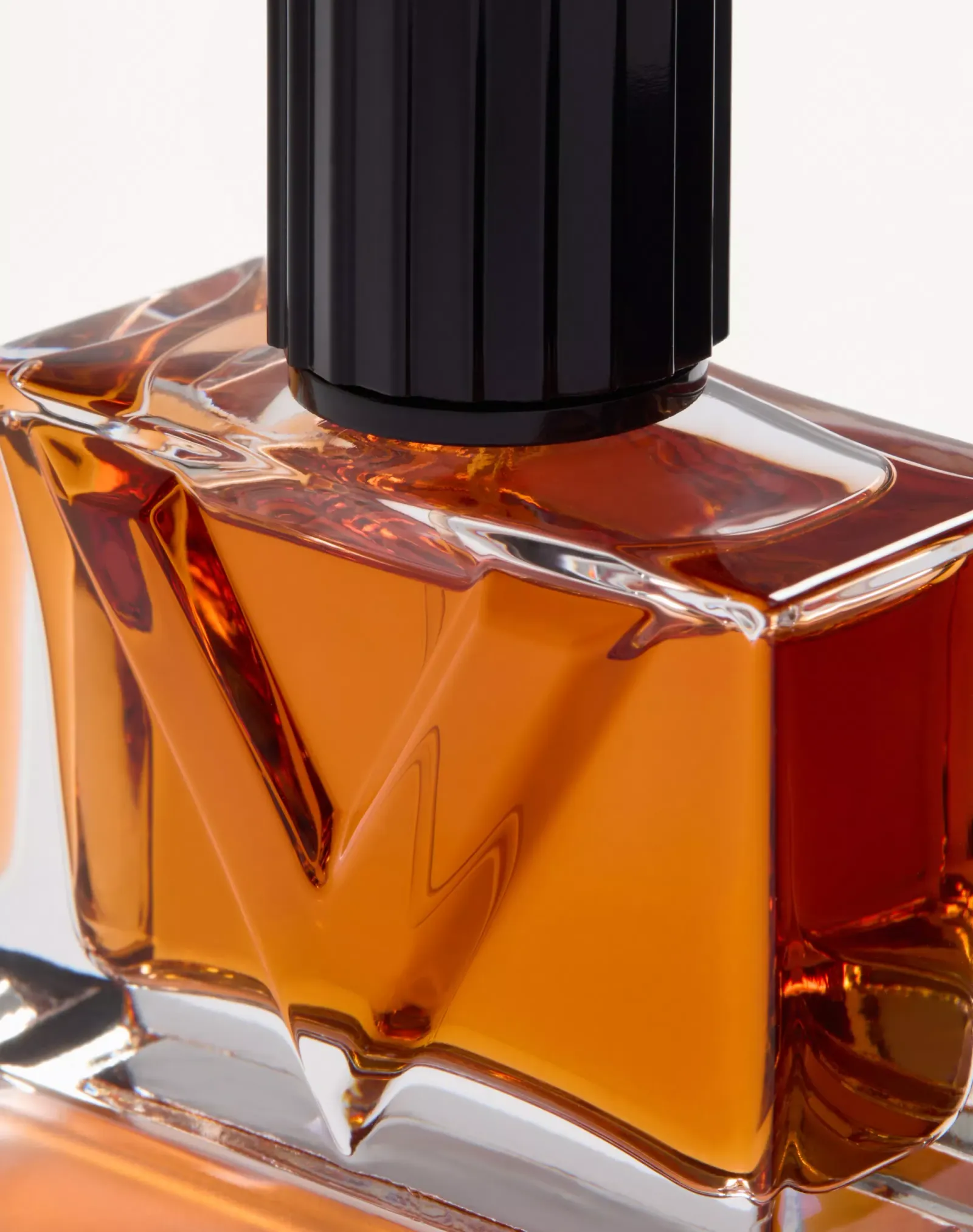 Valentino Beauty представляют новые ароматы